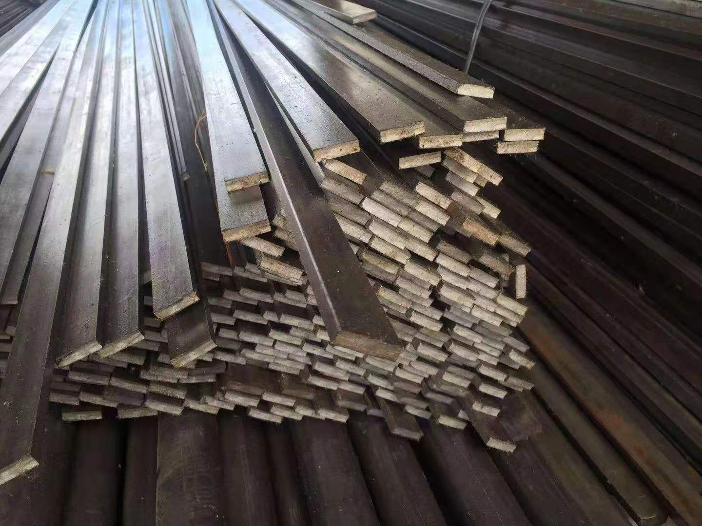 工厂直销[华辉]供应冷拉扁钢是什么材质的厂家