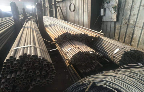 克拉玛依小无缝钢管厂属于哪种钢