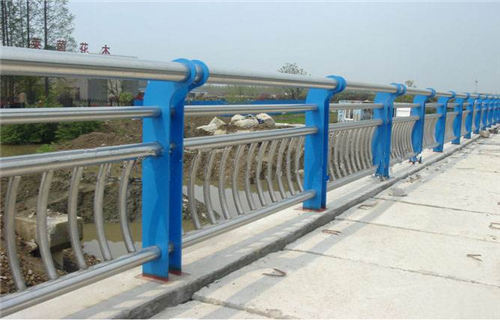 福州桥梁防撞立柱安装便捷