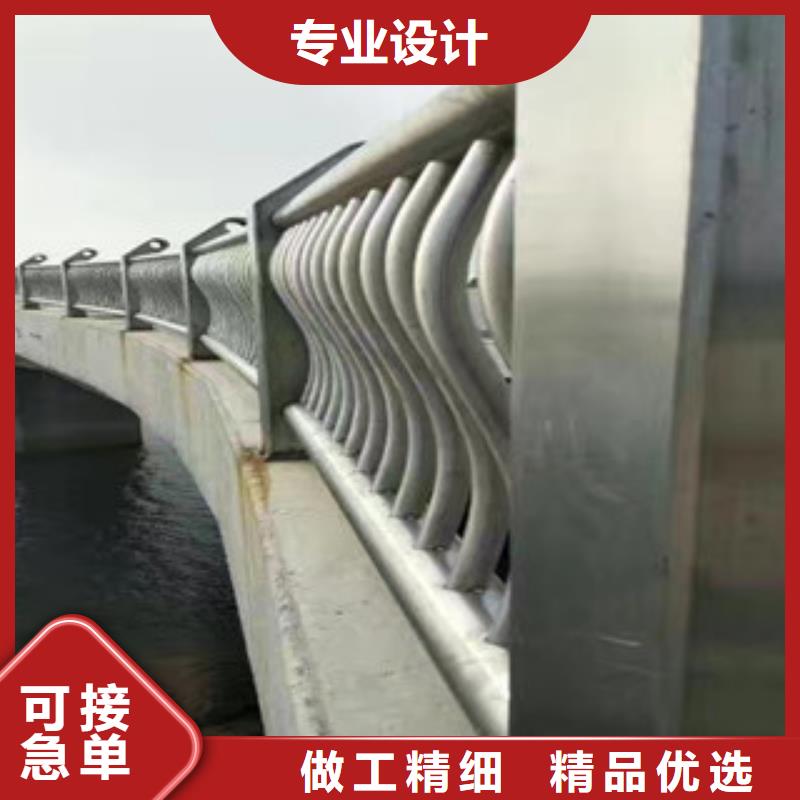 钢板立柱价格