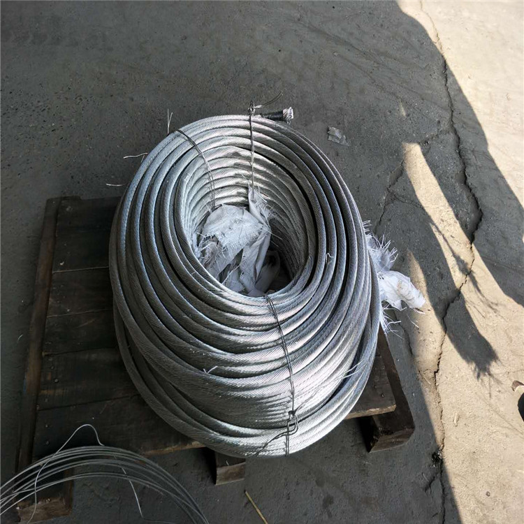 [鑫创荣业]安龙县35紫铜软连接配备焊粉模具设备