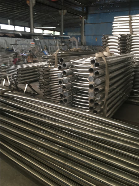 不锈钢复合管钢板立柱服务周到生产型