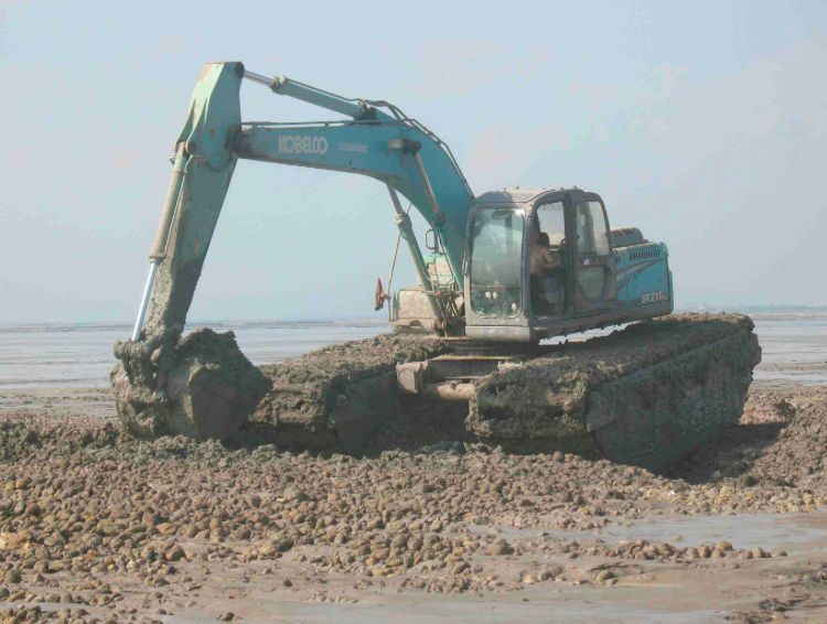 黑龙江省黑河市河道清淤挖掘机租赁河道清淤设备