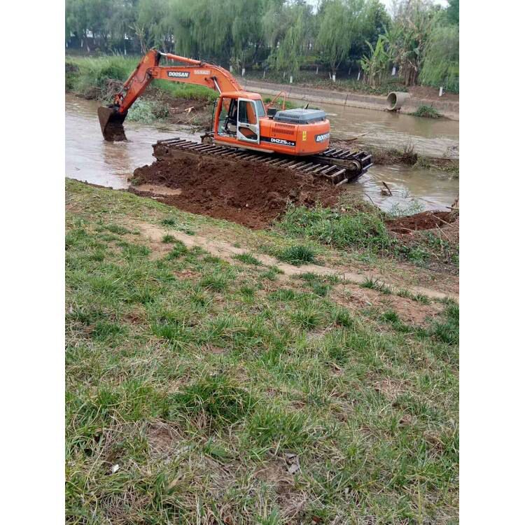 湖北省鄂州市水路两用挖机租赁品质保证
