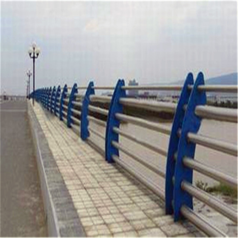 201不锈钢内衬碳素钢复合管护栏使用寿命长多种规格可选