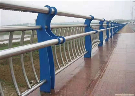 厂价直供Q355桥梁防撞护栏复合管栏杆批发加工定制同城品牌