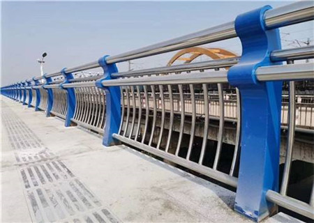 惠州加工定制公路防撞栏杆产品种类齐全
