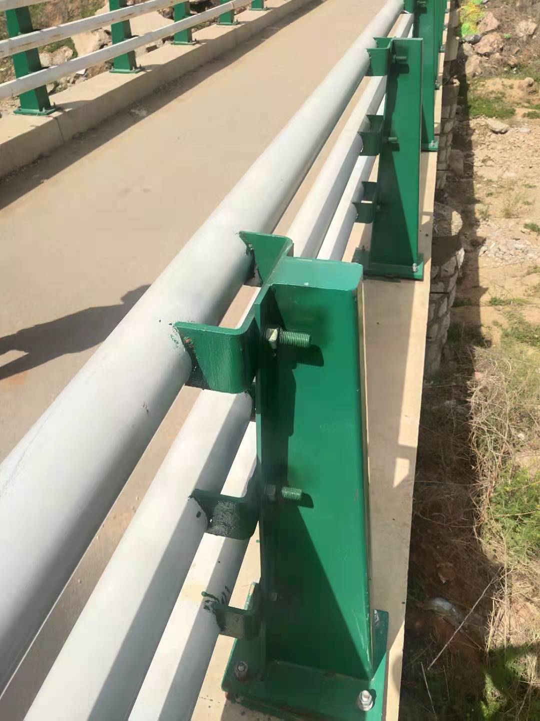 南平不锈钢复合管道路护栏批发  