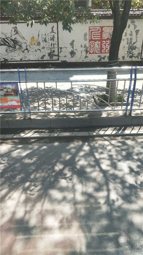 深圳护栏防撞栏杆尺寸齐全