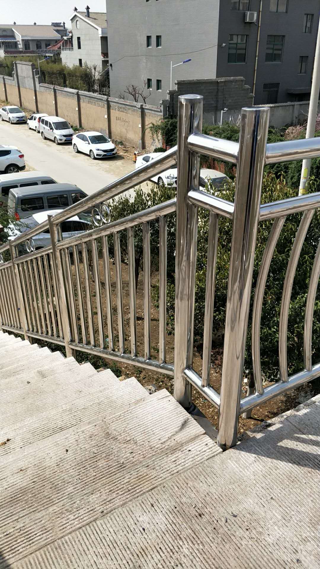 路桥防撞护栏可按需求定制